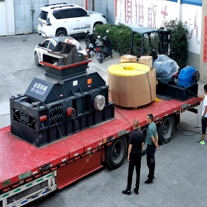 2PG1500x800大型对辊麻豆激情短片 破碎石英石